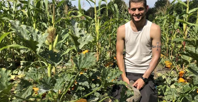 photo  dylan d’andrea a lancé son entreprise de maraîchage et d’arboriculture en février 2020.  &copy;  le maine libre 