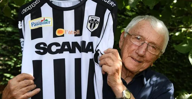 photo  claude bourrigault est décédé à l’âge de 89 ans.  &copy;  photo co – josselin clair 