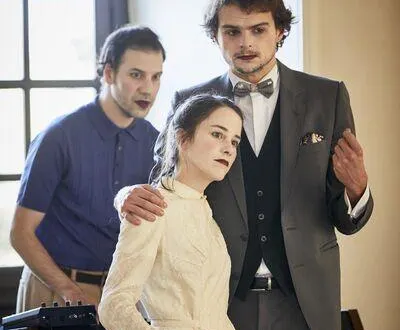 photo  la compagnie maurice et les autres donnera une représentation à l’ancienne auberge de pommiers, dans le cadre du festival au fil du thouet.  &copy;  photo christophe raynaud 