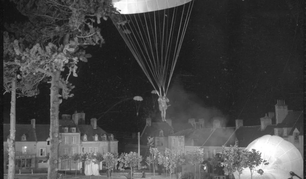 Manche. « Le Jour le plus long » les secrets du tournage à SainteMèreÉglise Cherbourg