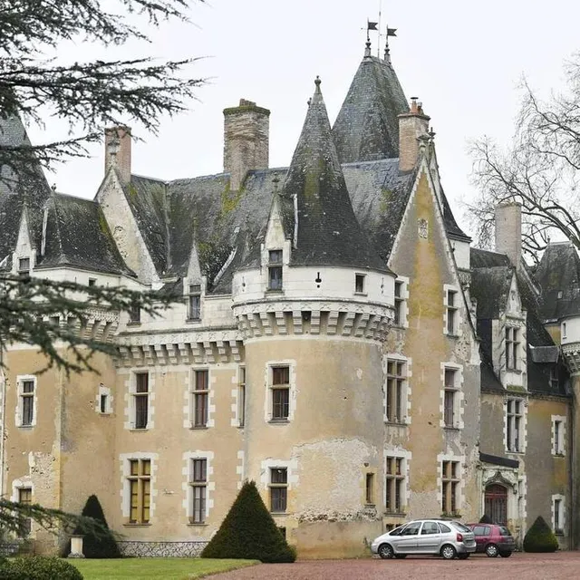 photo le château de gallerande.  ©  archives le maine libre