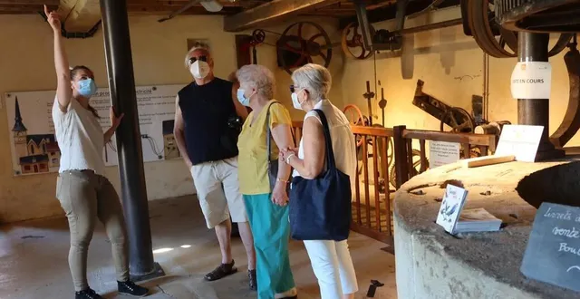 photo  fillé-sur-sarthe, août 2021. le moulin de moulinsart se visite !  &copy;  photo le maine libre 