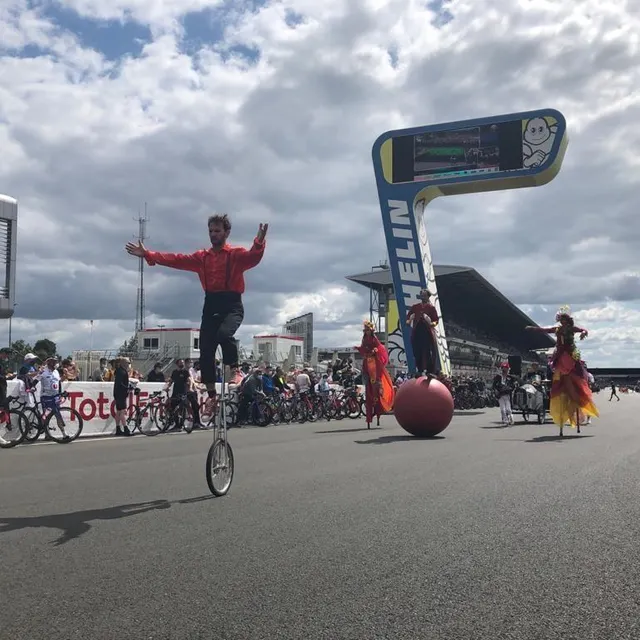 photo départ 24 heures du mans vélo 2021.  ©  le maine libre