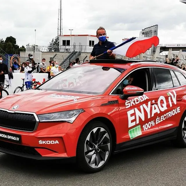 photo bernard hinault a donné le départ des 24 heures du mans vélo.  ©  morgan delarue