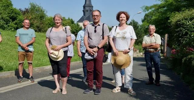 photo  le jury national des villes et villages a parcouru le village.  &copy;  le maine libre 