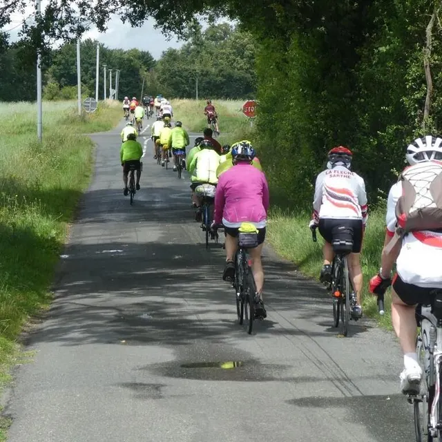 photo ce parcours proposé par les randonneurs cyclistes du loir est accessible aux rouleurs de tout niveau.  ©  rcl