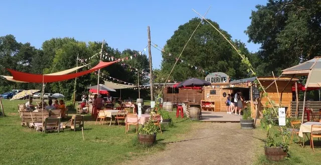 photo  en capacité maximale, le bar-guinguette la dérive, située au port saint-maur, peut accueillir une centaine de personnes.  &copy;  ouest-france 