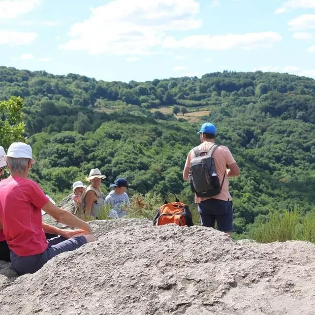 photo la météo pluvieuse de l’été 2021 a handicapé la fréquentation du site naturel de la roche d’oëtre.  ©  archives ouest france