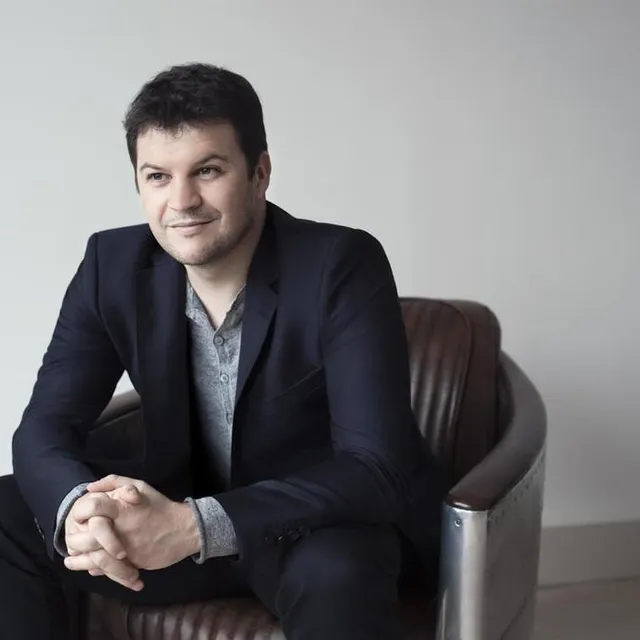 photo guillaume musso figure parmi les auteurs invités.  ©  photo emanuele scorcelletti