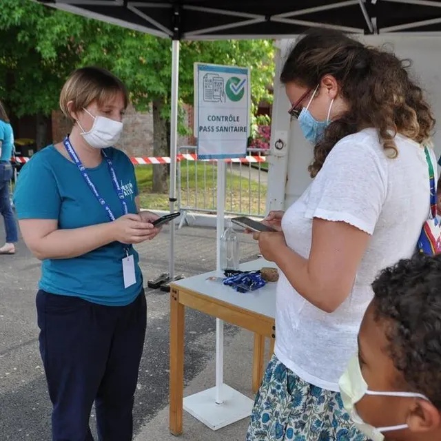photo l’instauration du pass sanitaire ne s’est pas traduite pour l’instant par une baisse de fréquentation des spectacles de l’entracte.  ©  le maine libre
