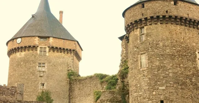 photo  la saison se poursuit au château.  &copy;  le maine libre 
