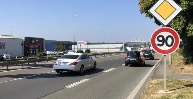 photo  dans le sens le mans – alençon (sarthe), la vitesse maximale autorisée est limitée à 90 km/h.  &copy;  ouest-france 