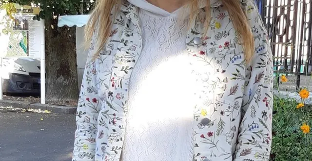 photo  charline robineau est venue sur le marché du lude.  &copy;  le maine libre 