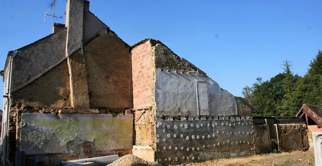 photo  plusieurs pignons vont nécessiter un peu de maçonnerie.  &copy;  le maine libre 