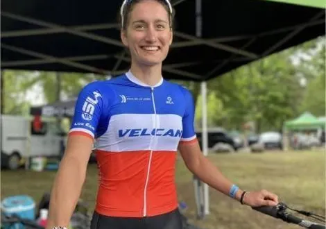 photo  noémie garnier arborera le maillot de championne de france xce en autriche.  &copy;  velcan racing team 