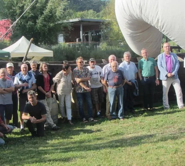 photo élus et associations venus samedi 4 septembre, à cap loire, pour l’inauguration de « la montjeannaise ».  ©  ouest-france