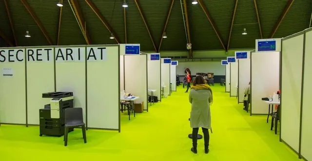 photo  une réflexion est en cours dans les pays de la loire au sujet de la fermeture de petits centres de vaccination, si le maillage territorial est suffisant. seule la loire-atlantique est pour l’instant concernée.  &copy;  photo archives le maine libre denis lambert 