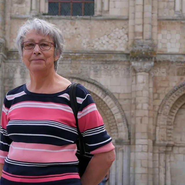 photo annie jauzelon habite le village depuis 1968 et aime le faire visiter.  ©  ouest-france