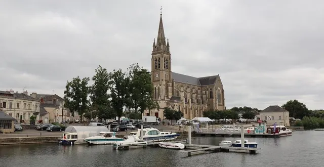 photo  sablé vu du sablésien et au fil de l’eau : une opportunité qui sera offerte vendredi en fin de journée dans le cadre des journées européennes du patrimoine.  &copy;  chloé guyot 