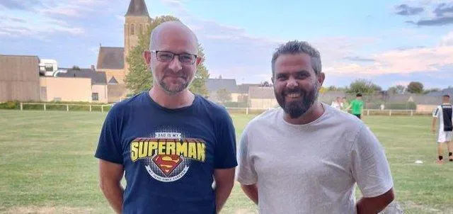 photo  tony bertron (à gauche) avec cédric forgeard les deux présidents de l’asbc.  &copy;  asbc 