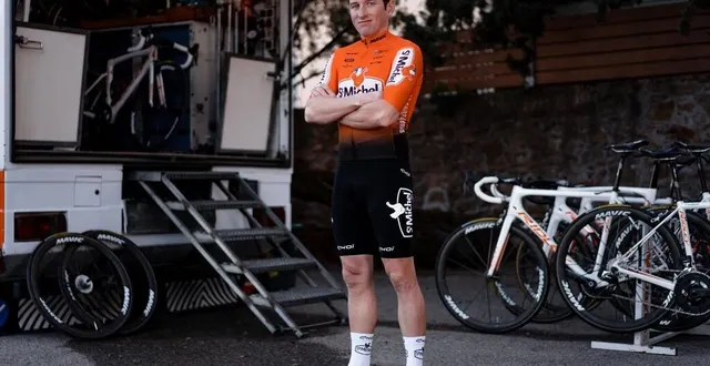 photo  tony hurel portera encore le maillot orange de saint michel – auber 93 en 2022.  &copy;  thomas maheux 