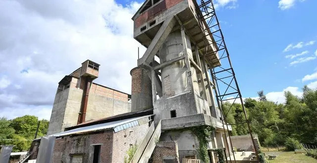 photo  l’ancien four à chaux de teloché est devenu la citadelle des anges, un lieu de spectacle.  &copy;  archives le maine libre – hervé petitbon 