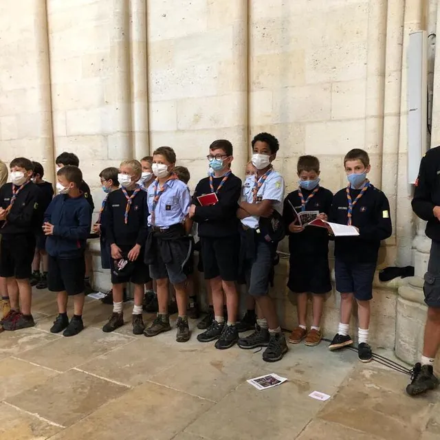 photo ces scouts de l’orne ont eu l’opportunité d’assister à la cérémonie, dans la cathédrale notre-dame.  ©  ouest-france
