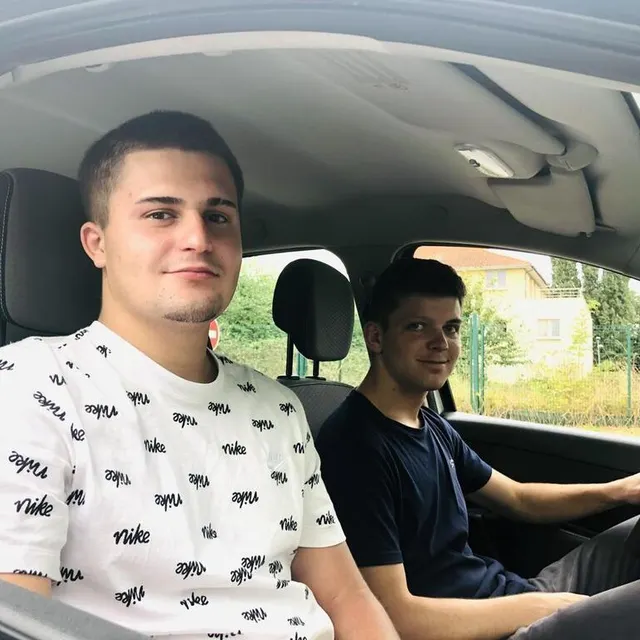 photo après avoir fait un tour de france en covoiturant cet été, titouan continue les économies à la rentrée.  ©  le maine libre