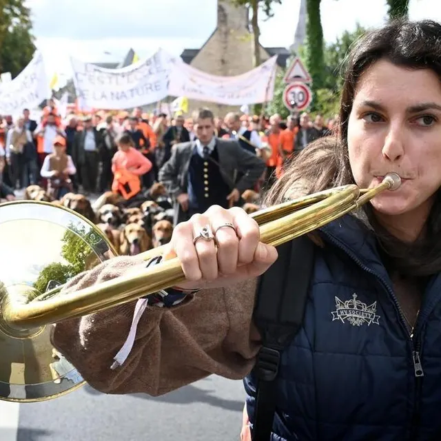 photo les femmes ont aussi pris leur place dans le cortège.  ©  marc ollivier/ouest-france