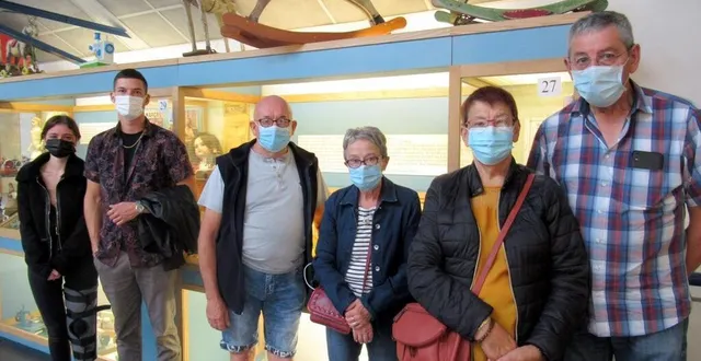 photo  samedi et dimanche, les jeunes et moins jeunes ont découvert le musée des jouets anciens.  &copy;  ouest-france 