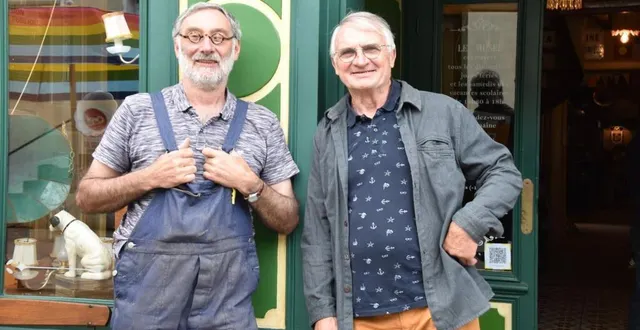 photo  philippe corbin et son successeur, marc fouquet.  &copy;  le maine libre 