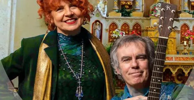 photo  elisa fiasca et david commenchal, du duo once in a blue moon, interpréteront samedi des ballades de leur répertoire, dont beaucoup d’origine anglo-saxonne, qu’ils ont eu l’occasion de bien roder lors de leurs nombreux concerts estivaux. samedi 25 septembre, à 20 h, en l’église, concert « à tire d’ailes ». participation libre.  &copy;  david commenchal 