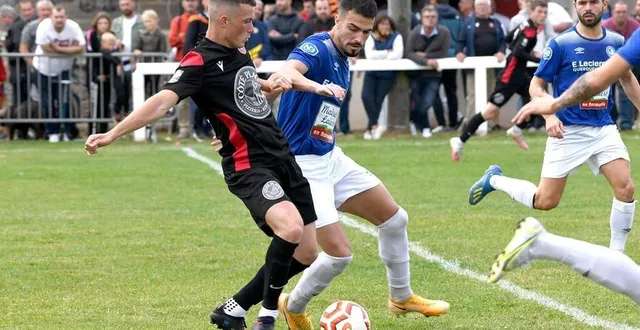photo  au 3e tour, cherbourg s’est largement imposé contre basly.  &copy;  gérard piwtorak / ouest-france 