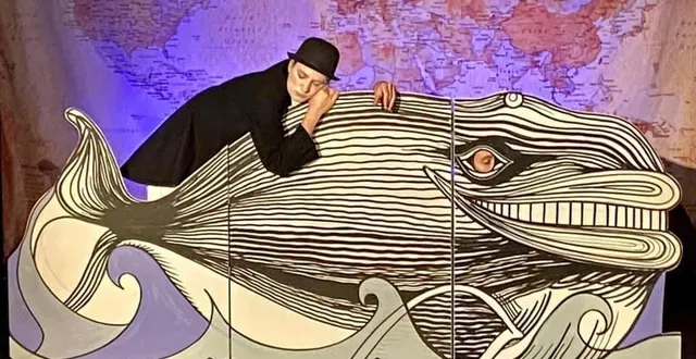 photo  le festival de théâtre de mamers a débuté par la prestation de l’arsenal d’apparitions devant les scolaires.  &copy;  l’arsenal d’apparitions 