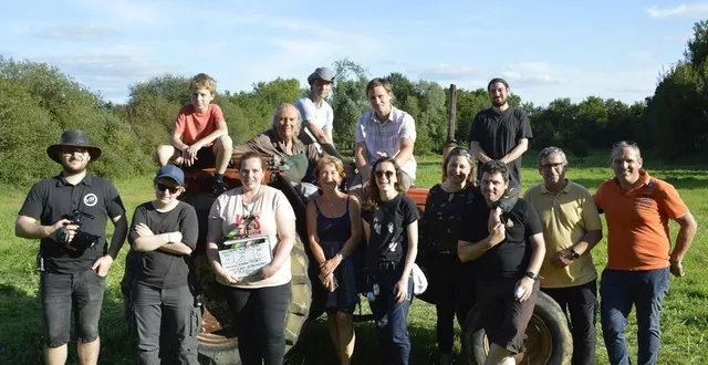 photo  les techniciens et les acteurs du film.  &copy;  gilles couet 