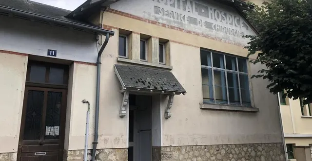 photo  un promoteur privé s’intéresse à ce bâtiment situé 11, avenue de la république à la ferté-bernard.  &copy;  le maine libre 