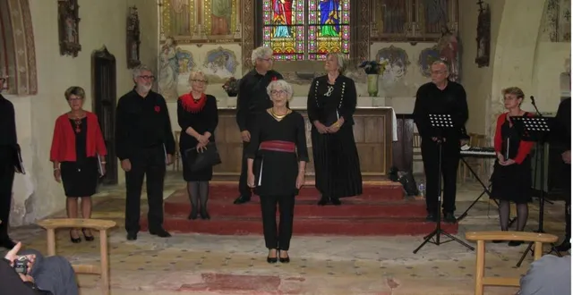 photo  installé dans le chœur de l’église, l’ensemble santoléa a profité d’une bonne sonorité.  &copy;  ouest-france 