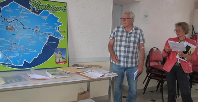 photo  les deux élus ont d’abord présenté le plan de la commune, qui s’étend sur 11 km2 et comprend 9 hameaux.  &copy;  ouest-france 