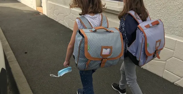 photo  les écoliers scolarisés dans les classes élémentaires ne seront plus obligés de porter le masque de protection dès ce lundi 4 octobre.  &copy;  photo le maine libre 
