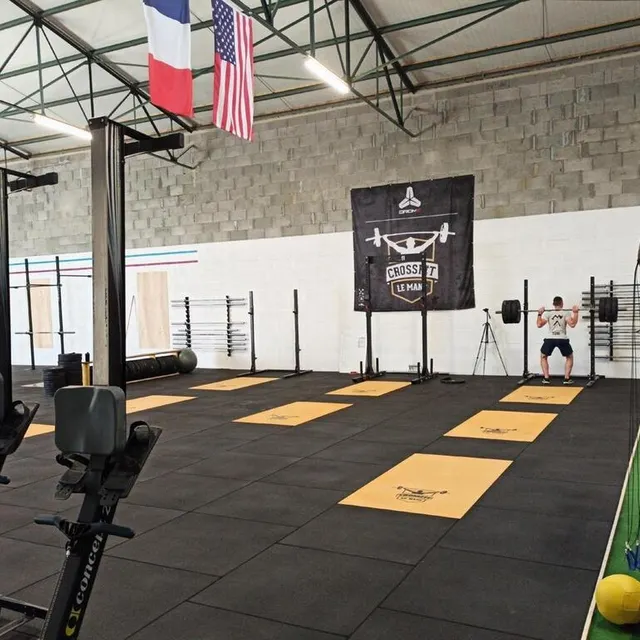 photo vélos, haltères, rameurs, tapis, poids... : outre le matériel, les équipes de crossfit le mans propose aussi des séances personnalisées.  ©  ouest-france