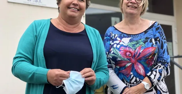 photo  la nouvelle directrice de l’ifsi depuis mai 2021, florence collet (à gauche), et véronique mautouché (à droite), la coordinatrice de l’institut de formation aide-soignante, le 31 août 2021, à la flèche.  &copy;  ouest-france 