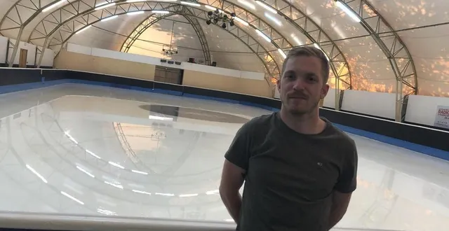 photo  raphaël le plomb, responsable d’exploitation de la patinoire d’alençon (orne).  &copy;  ouest-france 