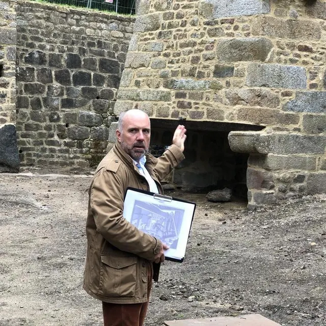 photo benoît maffre, architecte du patrimoine, présente les travaux effectués dans les forges d’affineries à champsecret (orne).  ©  ouest-france
