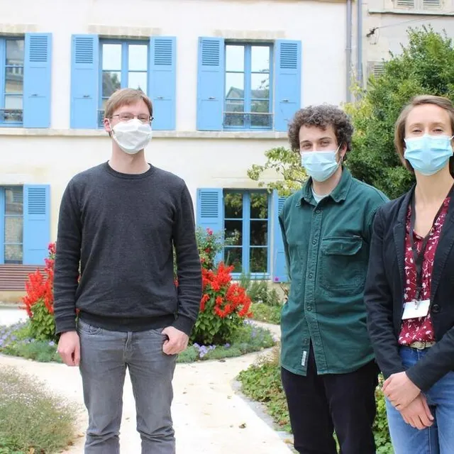 photo au centre, jules sineux, l’un des architectes à l’origine du musée fernand léger – andré maree. à droite, la médiatrice culturelle ophélie gélu, qui fait vivre le lieu.  ©  ouest-france