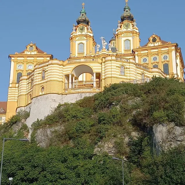 photo en passant près de la ville de melk, en autriche.  ©  dr