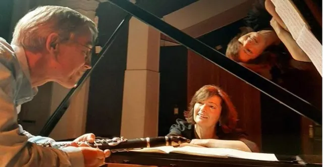 photo  un concert de musique classique, dimanche, avec le duo thierry besnard, à la clarinette et sylvie médigue-courtin au piano.  &copy;  ouest-france 