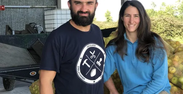 photo  julien et audrey hamelin ouvrent leur boutique à la ferme le 20 octobre 2021.  &copy;  le maine libre 