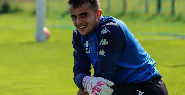 photo  ewan haftout va effectuer sa première sortie dans les cages.  &copy;  le maine libre 