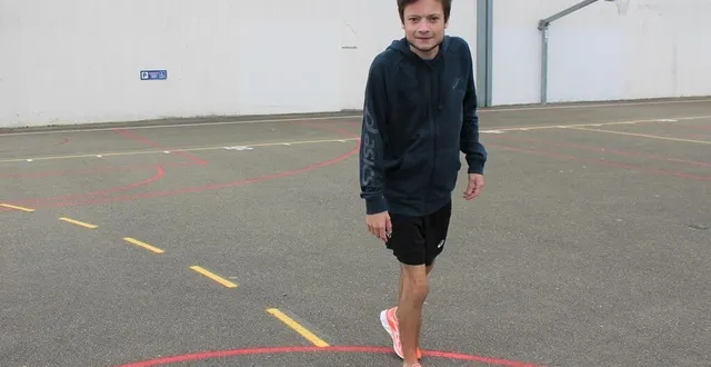 photo  greffé des poumons, le sarthois alexandre allain a bouclé le marathon de paris en 5h31.  &copy;  ouest-france 