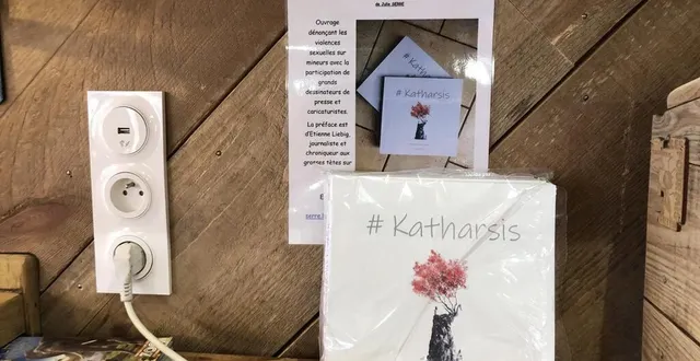 photo  le livre katharsis de julie serre est en vente au sédona à flers, dans l’orne.  &copy;  ouest-france 